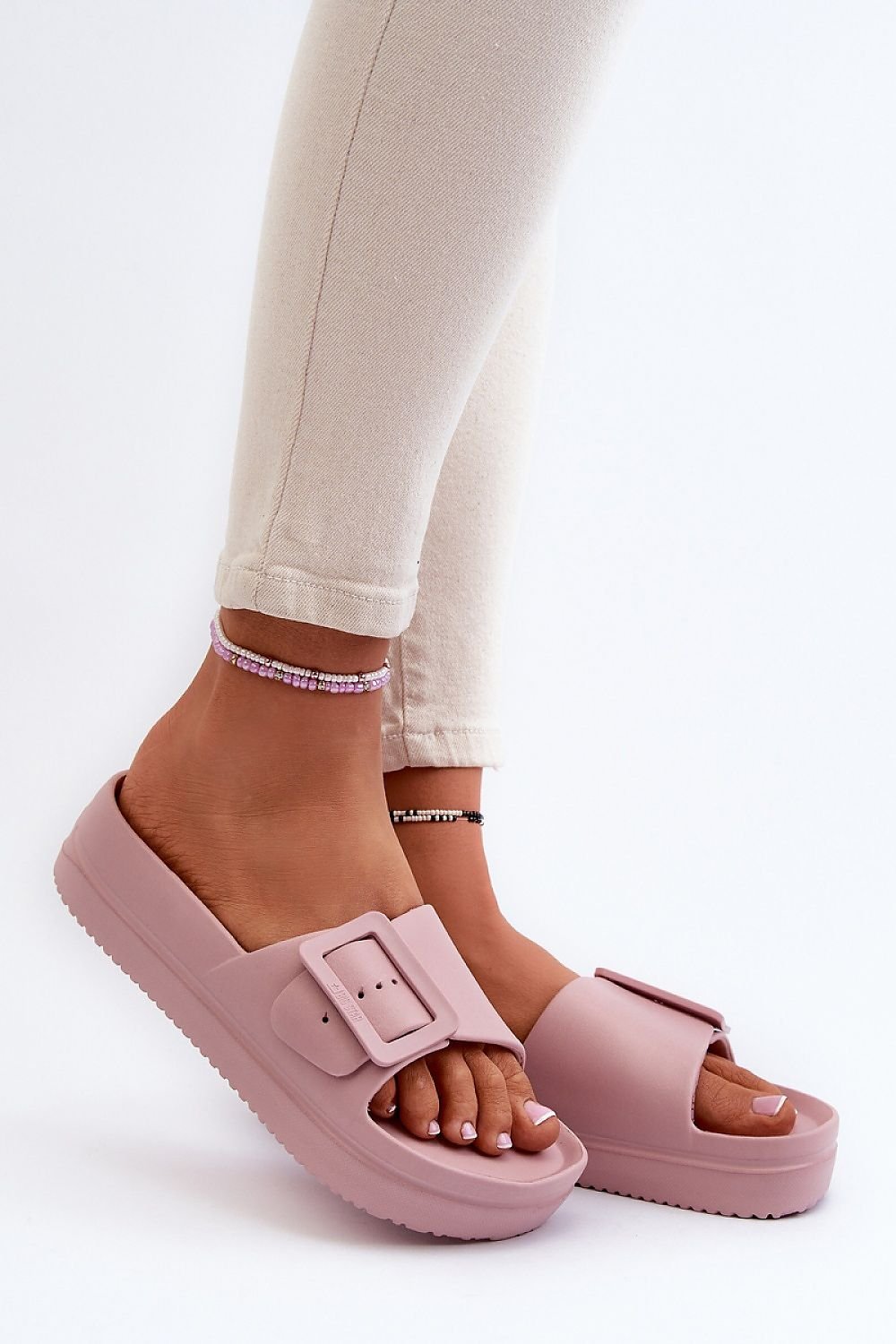 Flip-flops model 194985